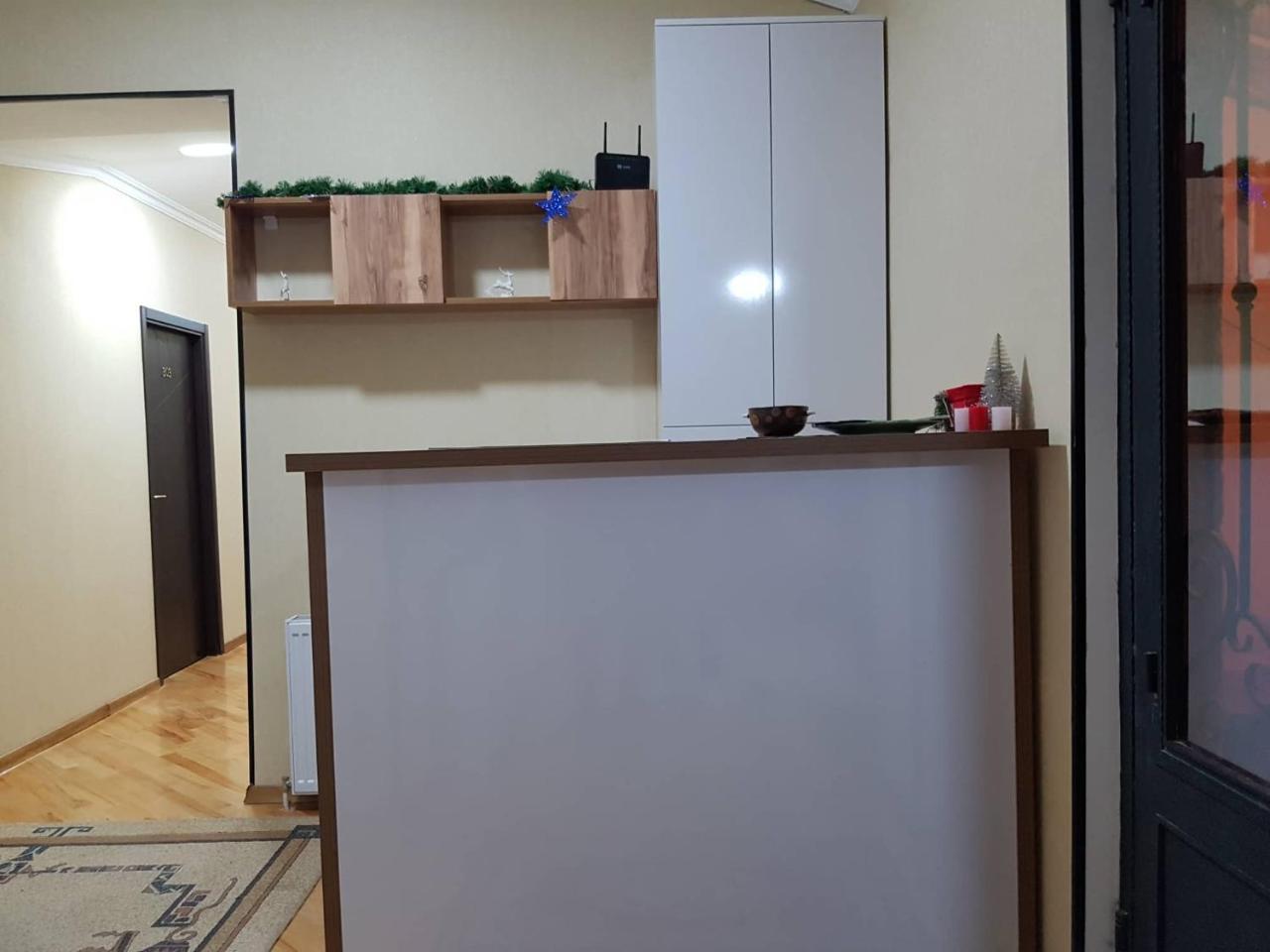 Meridian Kutaisi Exteriör bild